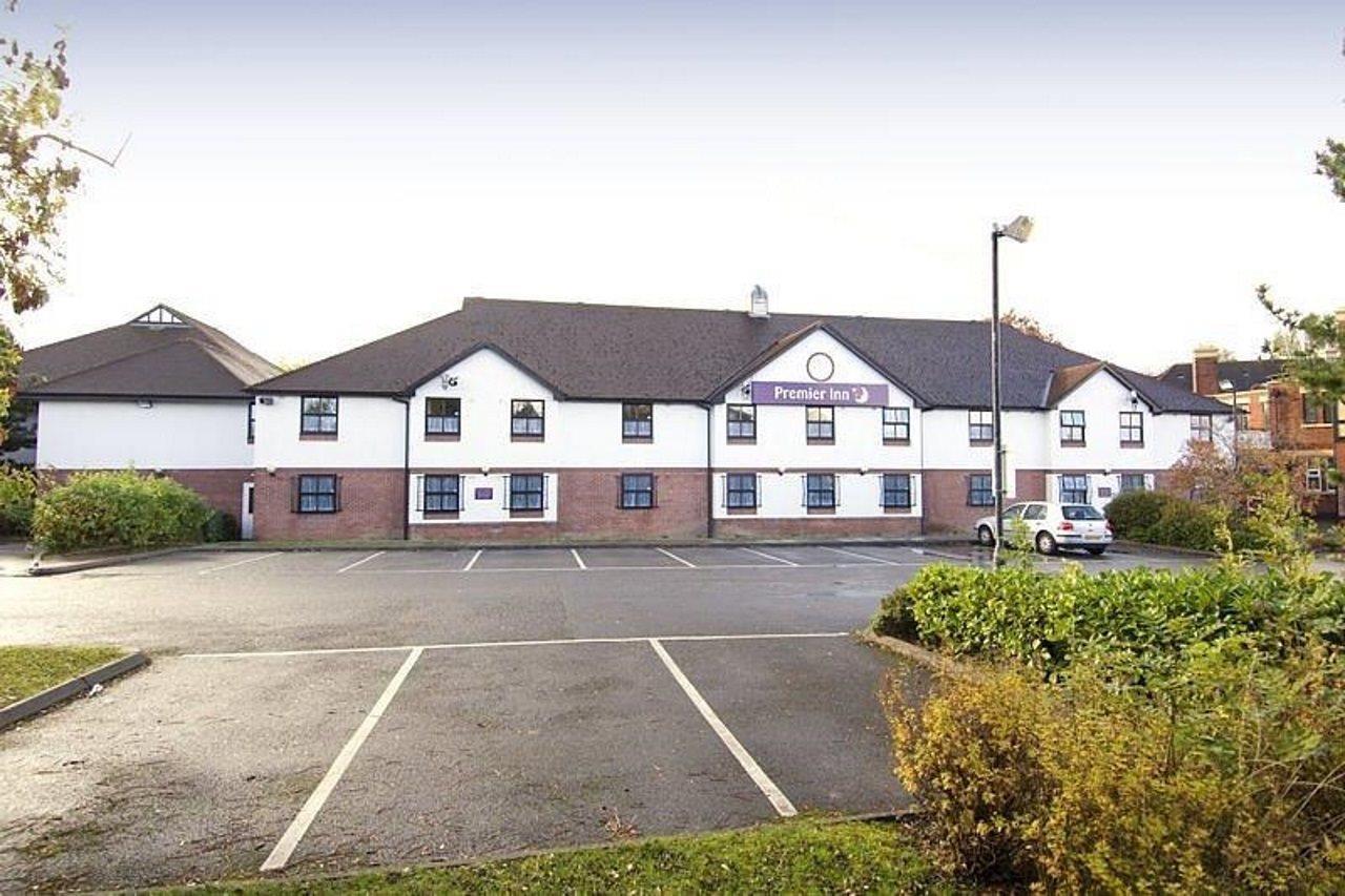 Premier Inn Manchester Airport Ringway Екстериор снимка